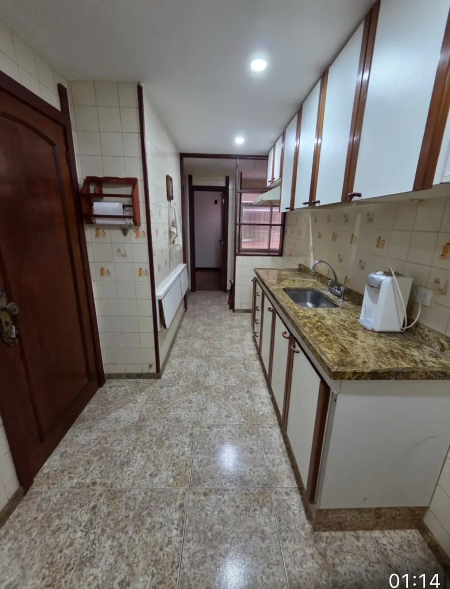 90 m² apartment with 2 bedrooms and a balcony — photo 8