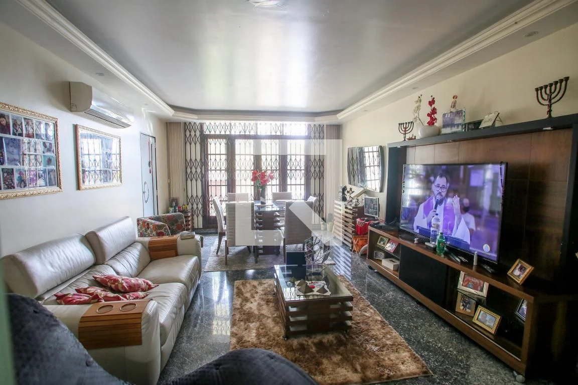 Casa de 600 m² com jacuzzi e banheira