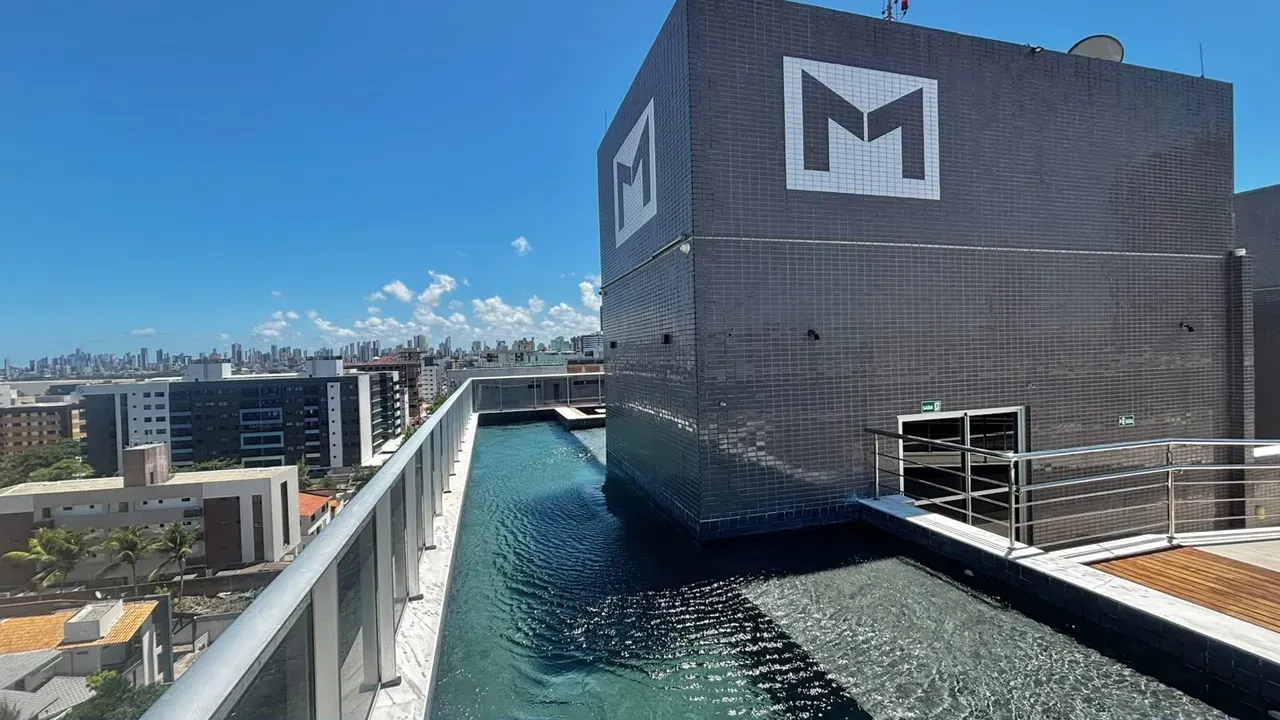 Квартира з 2 спальнями та пральною машиною — photo 32
