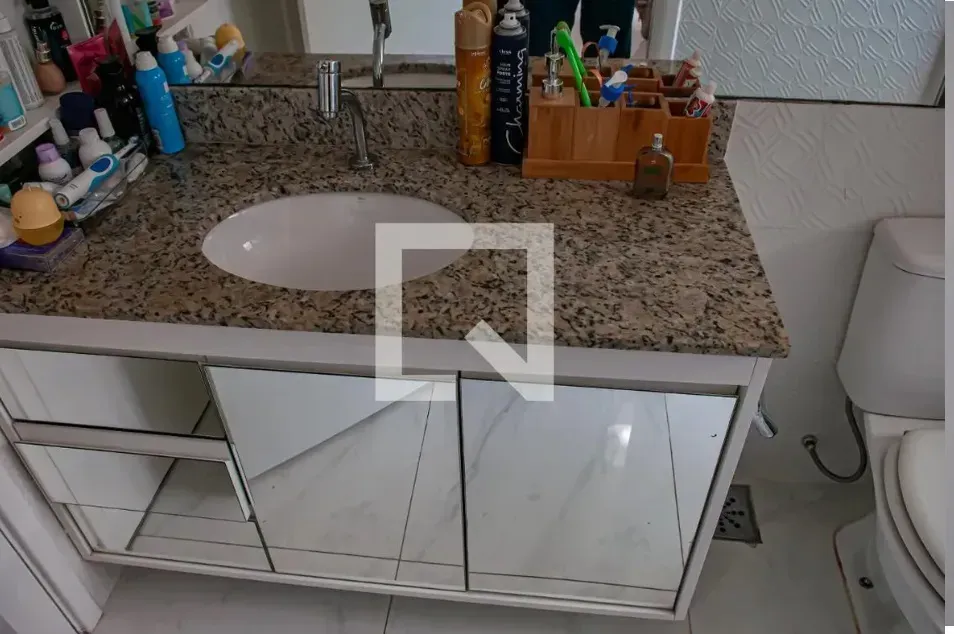 Furnished 3-bedroom apartment with 2 bathrooms — photo 8