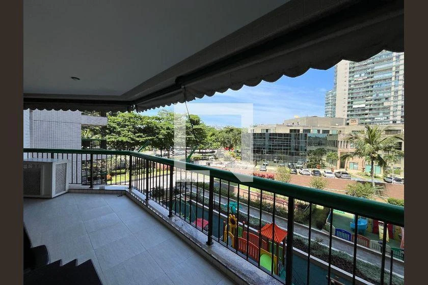 2-bedroom apartment in a building with a gym — photo 23