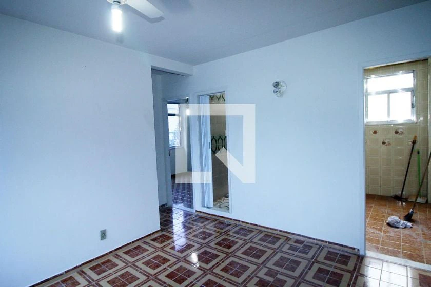 2-bedroom apartment in a building with a gym — photo 13