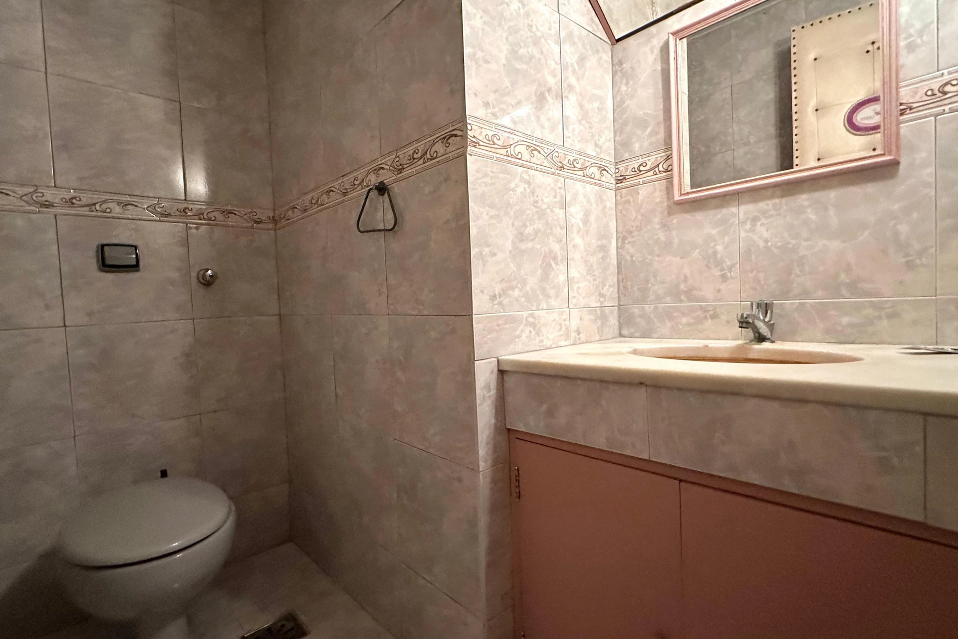 Apartamento amueblado de 3 dormitorios y cocina cerrada — photo 21