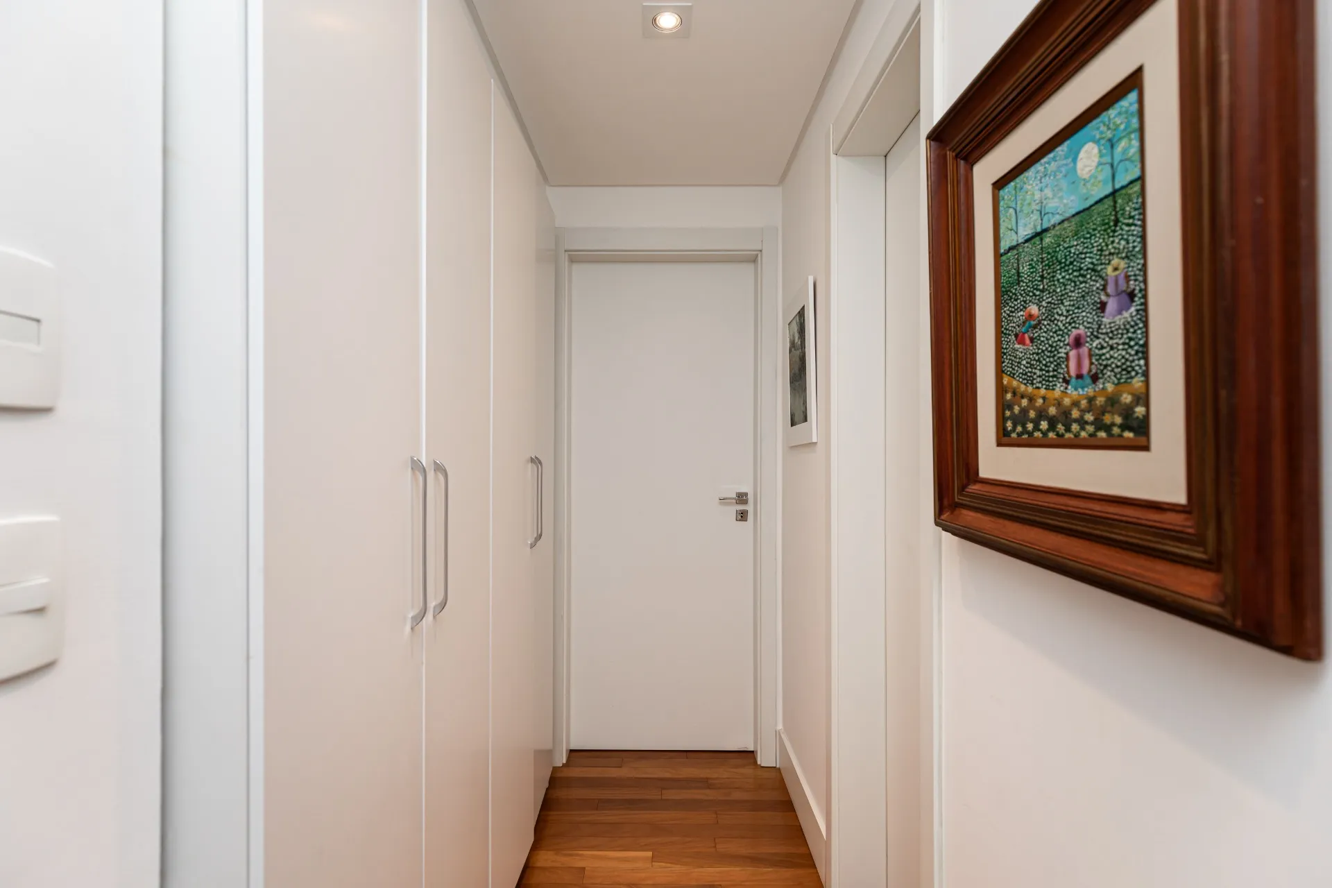 Apartment 432 m² with 3 bedrooms and an open-plan kitchen — photo 34