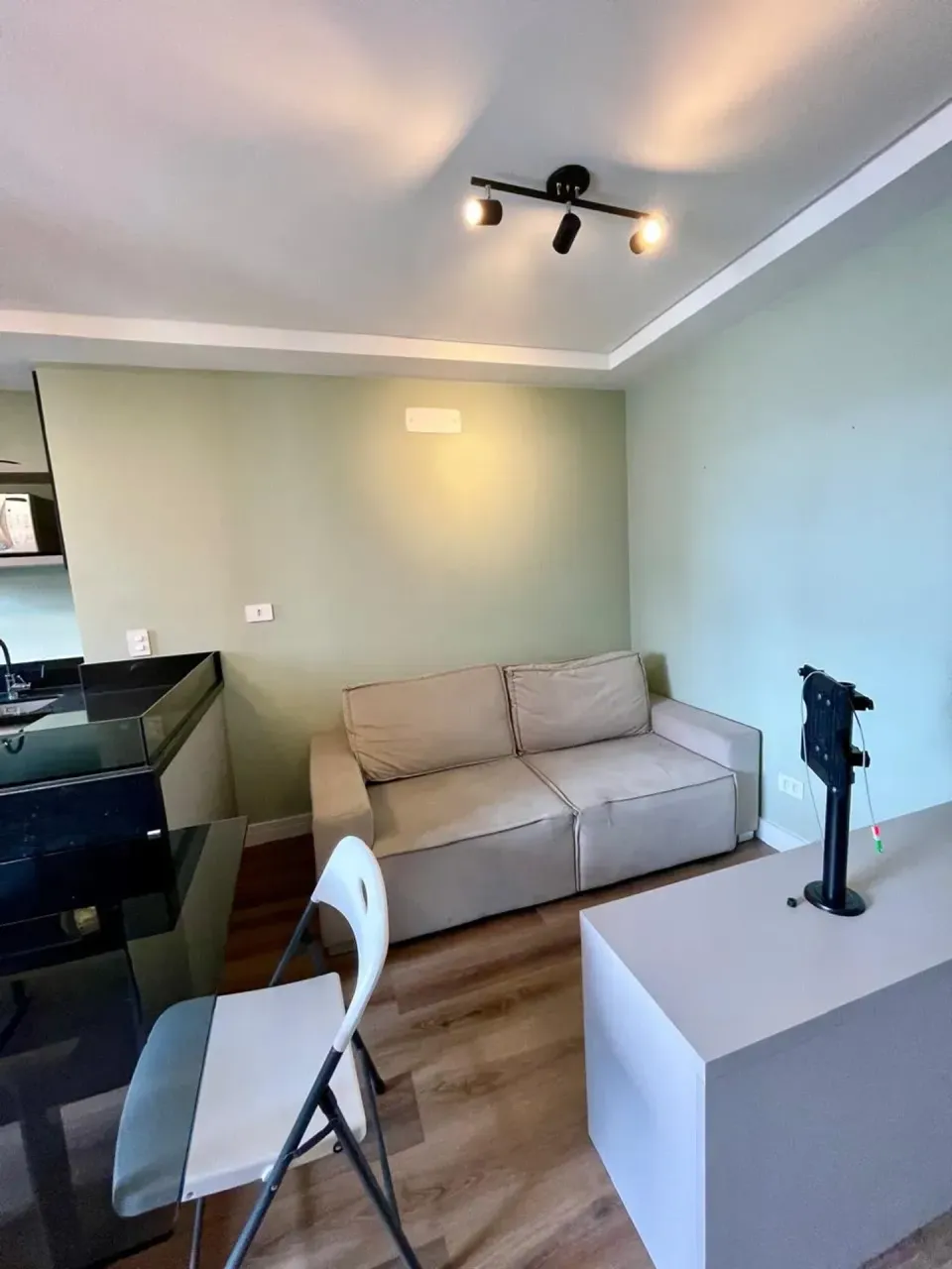 Меблированная квартира с кухней открытой планировки 34 м² — photo 17
