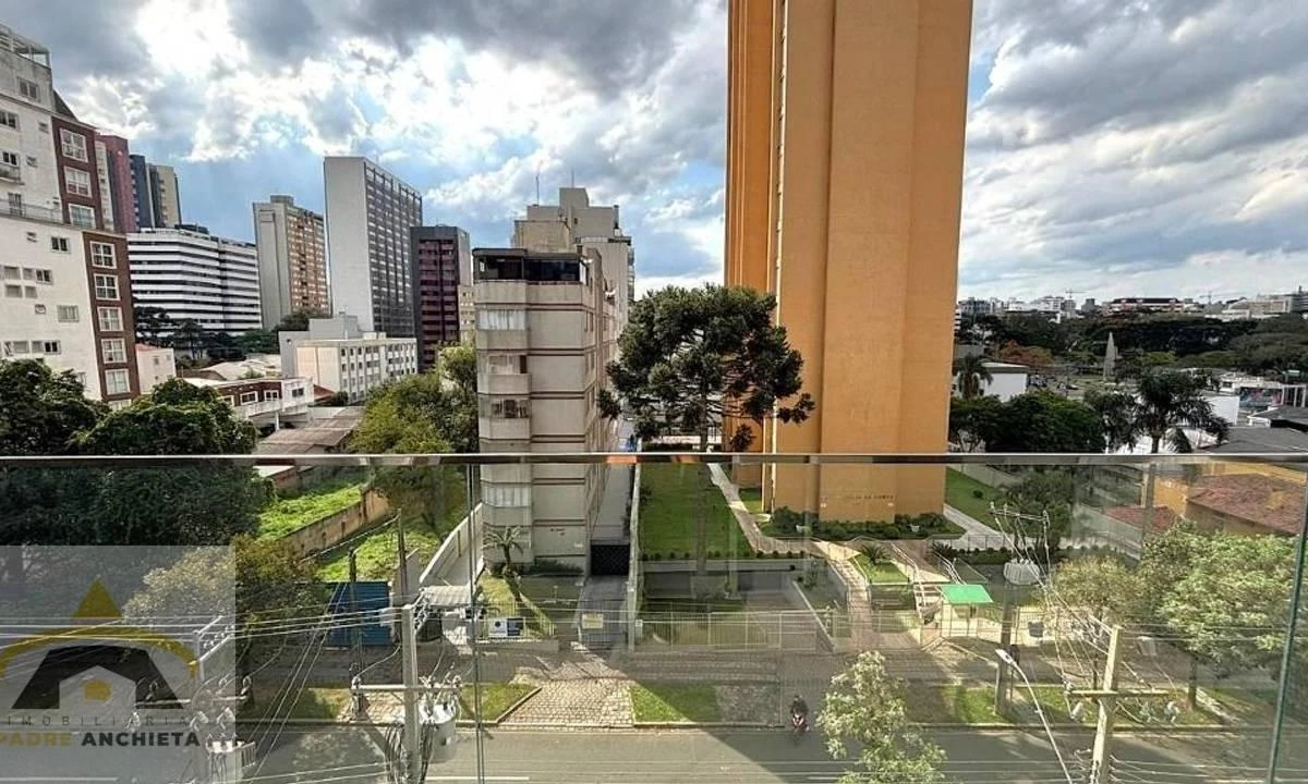 2-bedroom apartment with a washing machine in Curitiba — photo 12