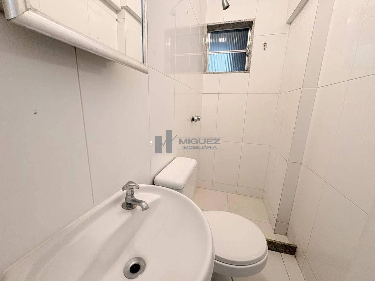273 m² triplex house with 3 parking spaces and 5 baths — photo 33