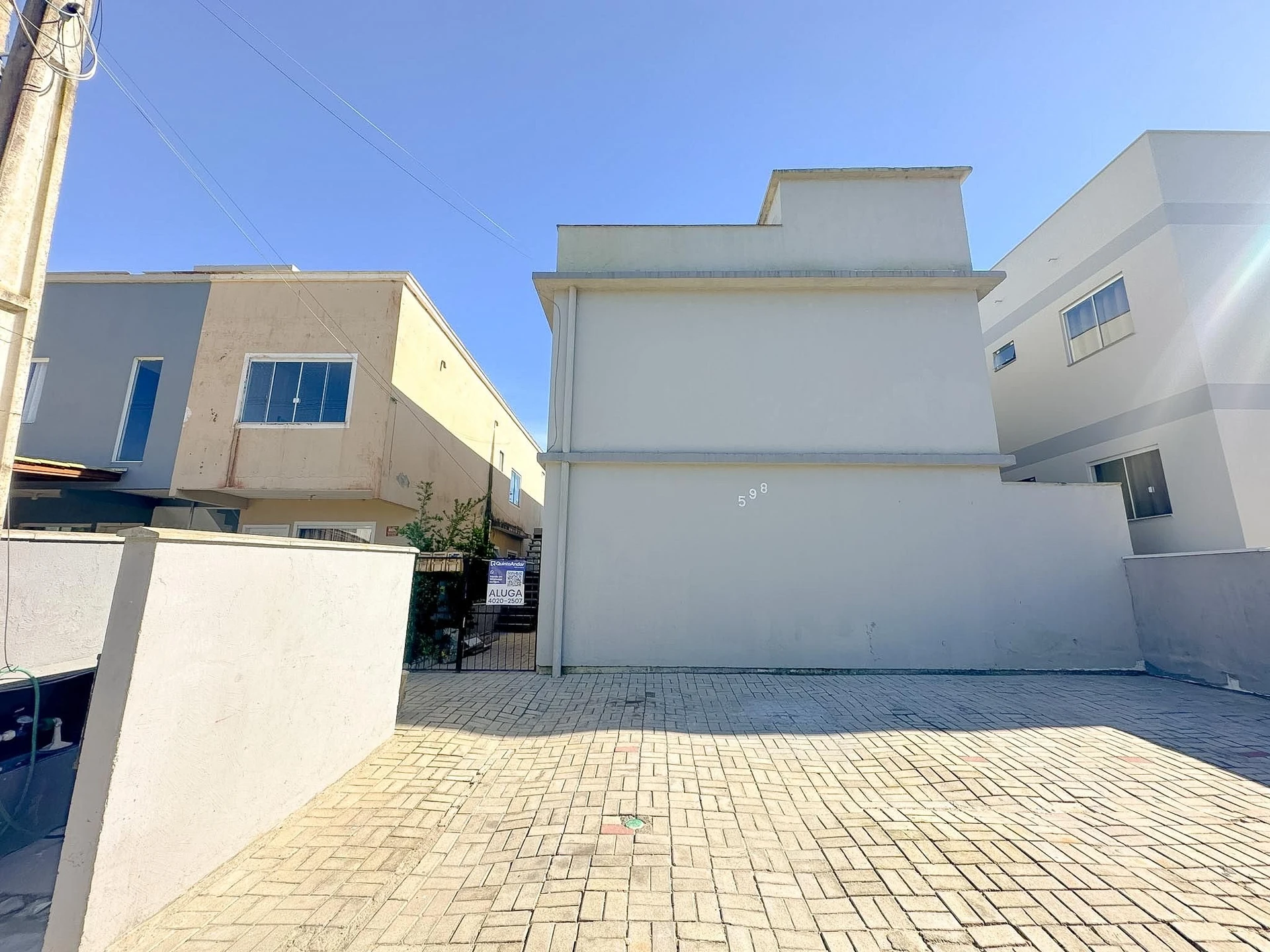 One-bedroom, 30 m² apartment in Florianópolis — photo 9