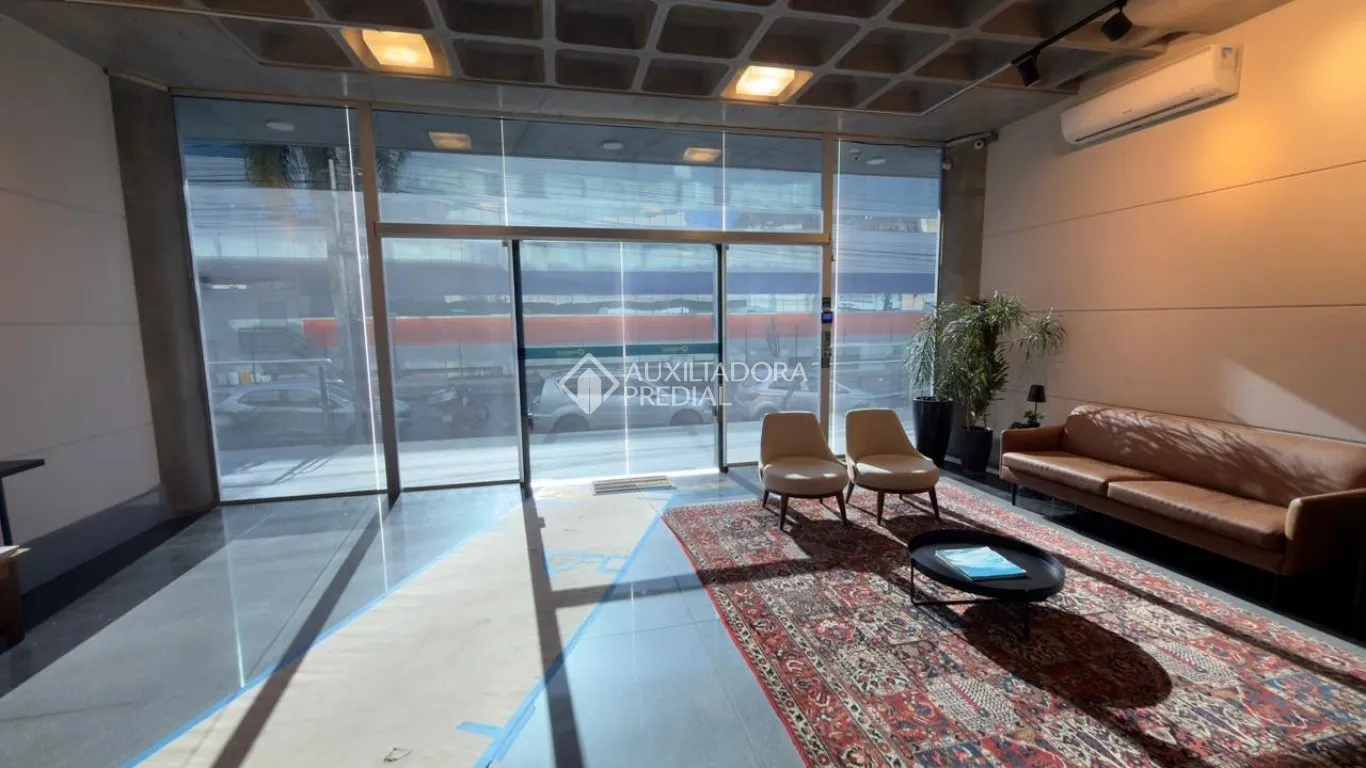 Apartamento mobiliado com 1 suíte e 2 banheiros
