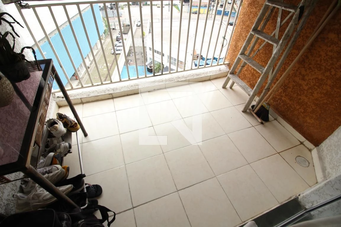 Furnished apartment with open-plan kitchen and 2 bedrooms — photo 28