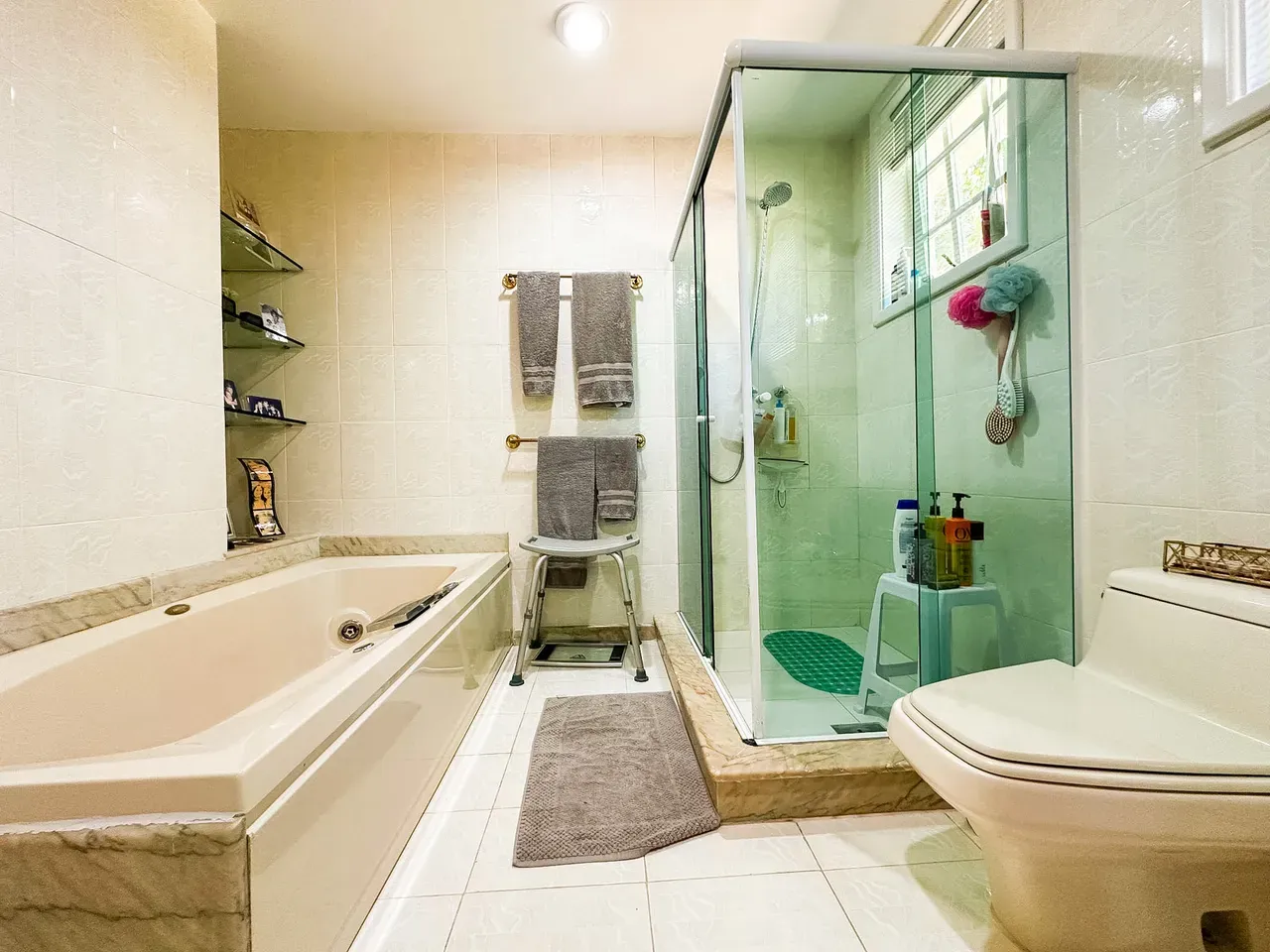 Furnished house with 4 bedrooms and 2993 m², 3 en-suites — photo 54