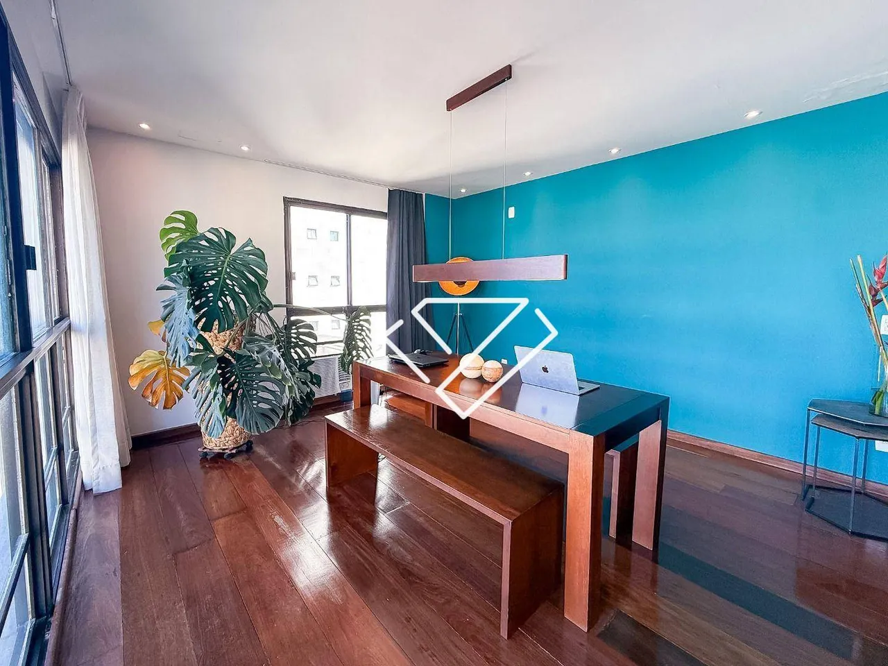 4-bedroom apartment with a separate kitchen and 250 m² — photo 15