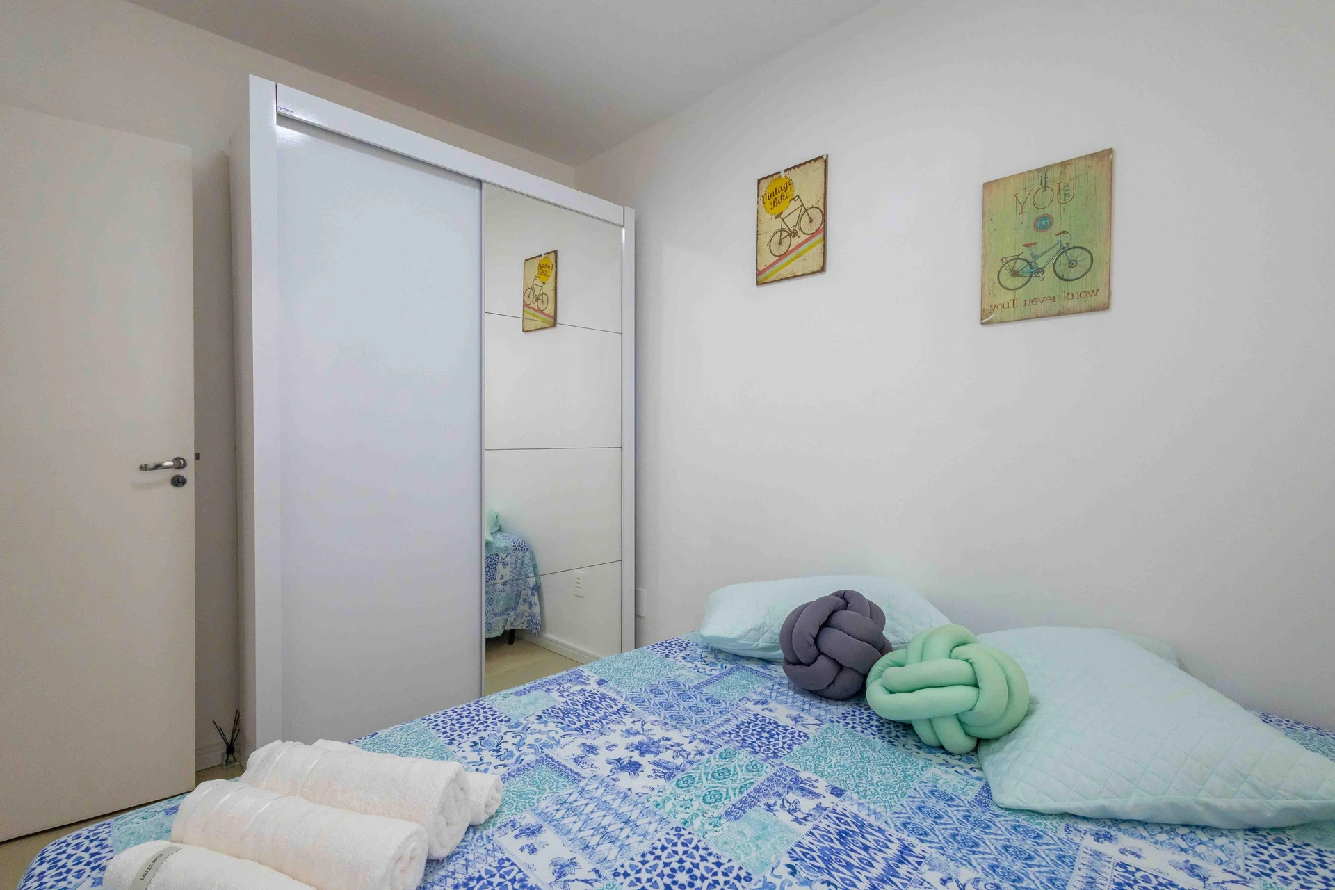 Furnished 2-bedroom apartment with 1 parking space — photo 18