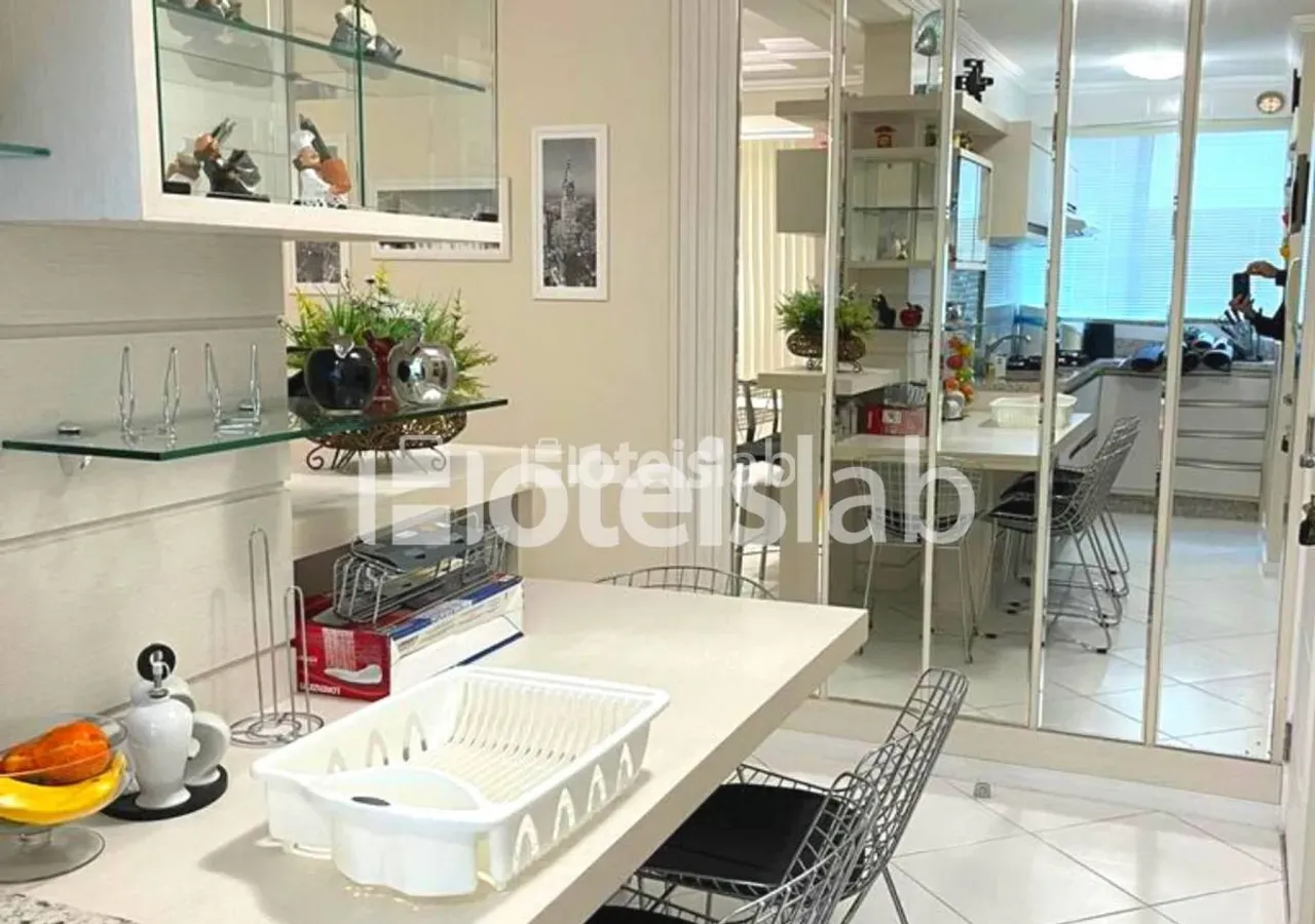 2-bedroom apartment, 1 with its own bathroom, 65 m² — photo 2