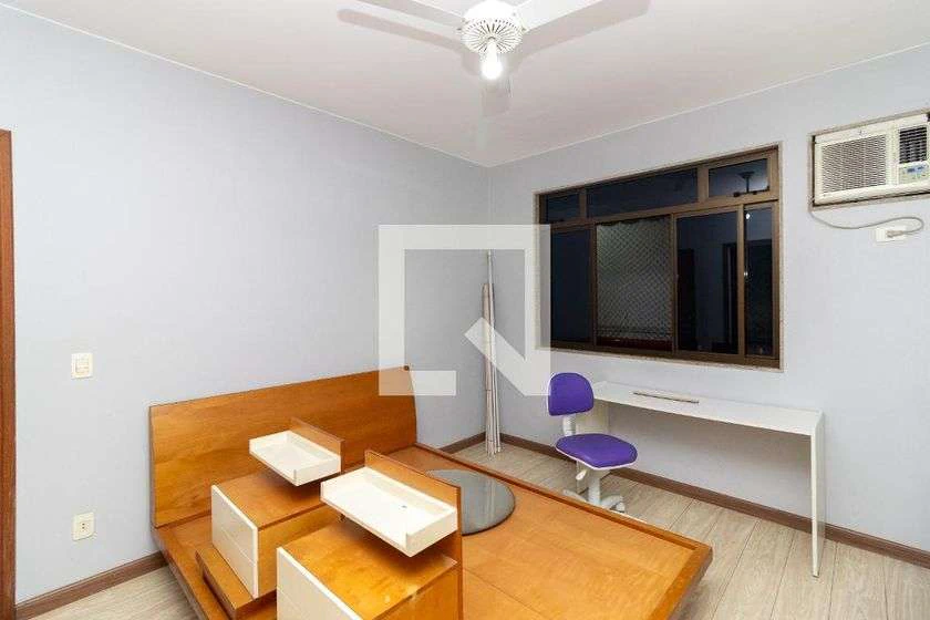 Квартира 244 м² с 4 спальнями и отдельной кухней — photo 2