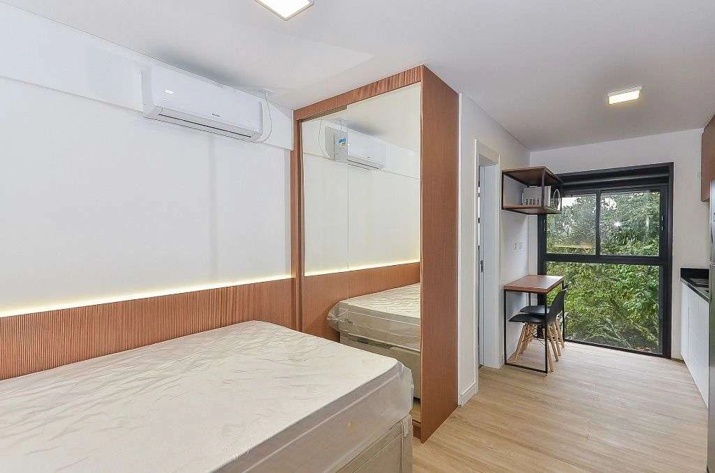 Furnished studio with open-plan kitchen and private BBQ — photo 5