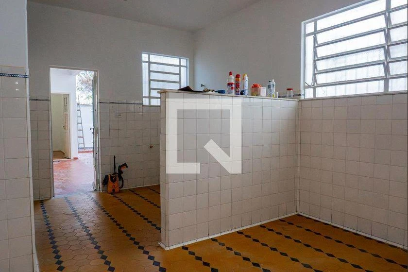 4-bedroom house with private garden and 145 m² — photo 32