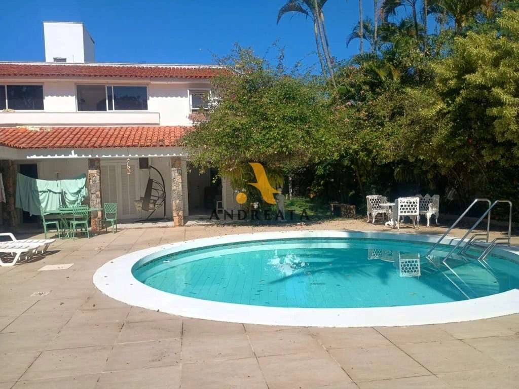 Closed-condominium house with 4 bedrooms and gas stove — photo 28