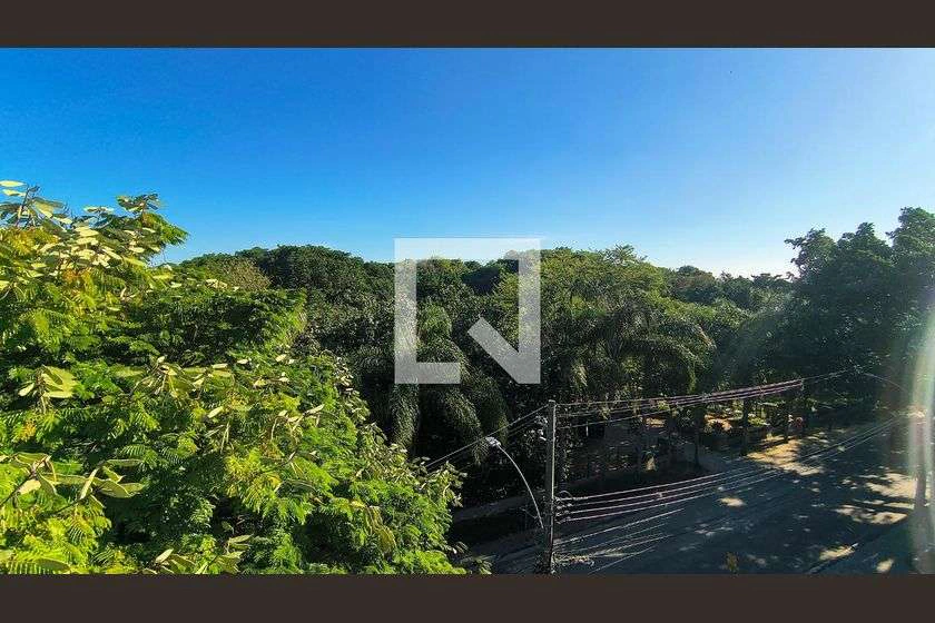 Top-floor duplex with 326 m², 5 bedrooms and 3 parking — photo 26