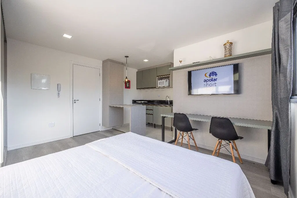 Furnished studio, 24 m², with a home office