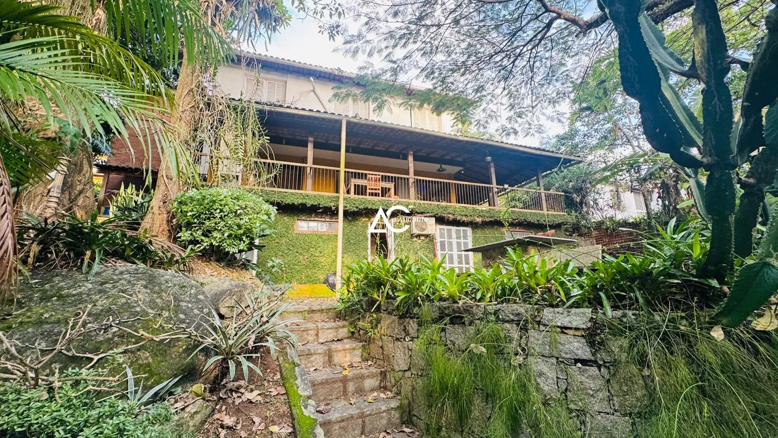 Furnished house with 4 bedrooms and private garden — photo 41