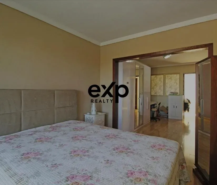 Rental house with 4 bedrooms and 3 bathrooms — photo 4