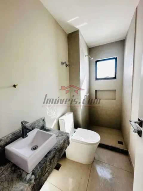 Casa de 214 m² com 4 suítes e 5 banheiros — photo 15