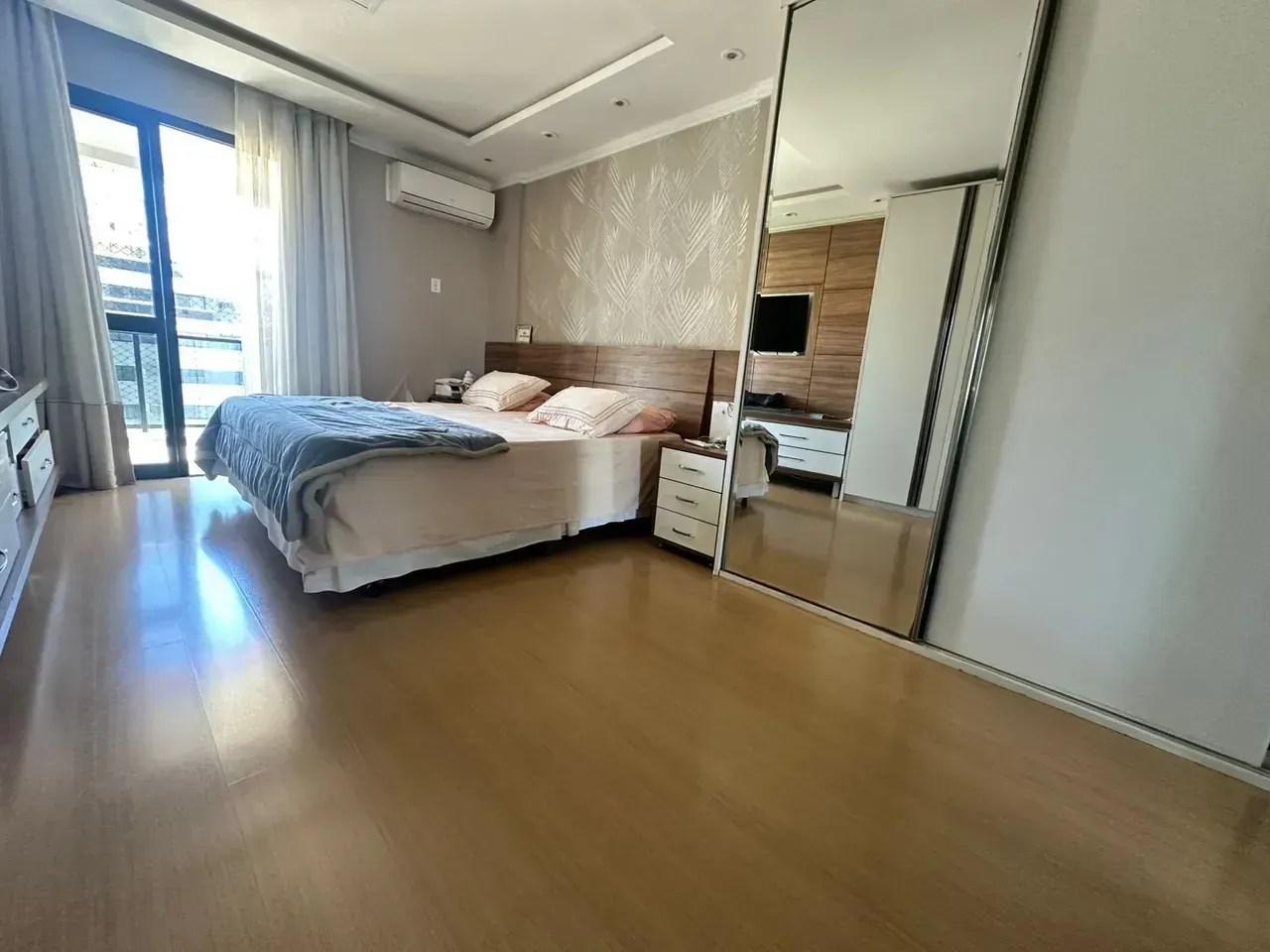 4-bedroom house with a walk-in closet in Rio de Janeiro — photo 4