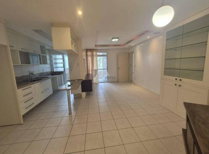 Apartamento de 2 dormitorios con cocina abierta y 126 m² — photo 3