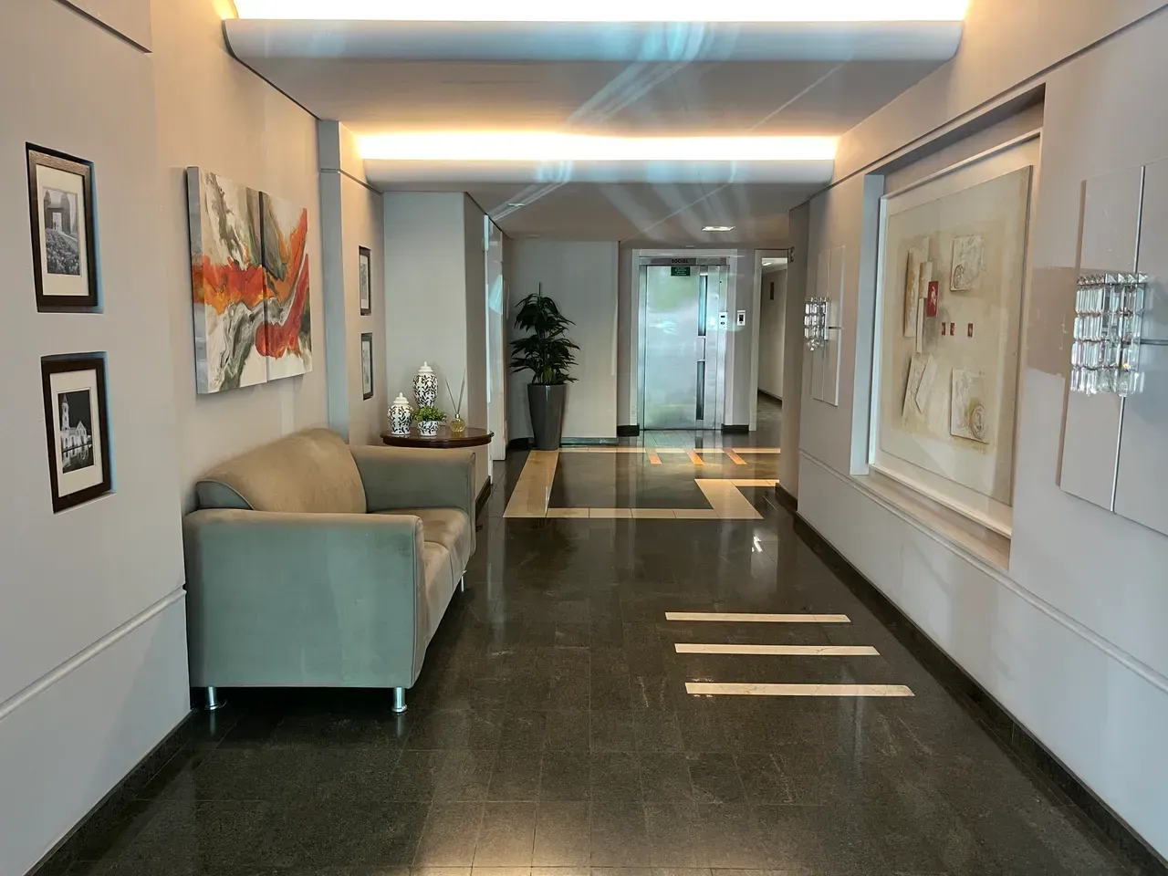 3-bedroom apartment with 3 bathrooms and 2 parking — photo 9