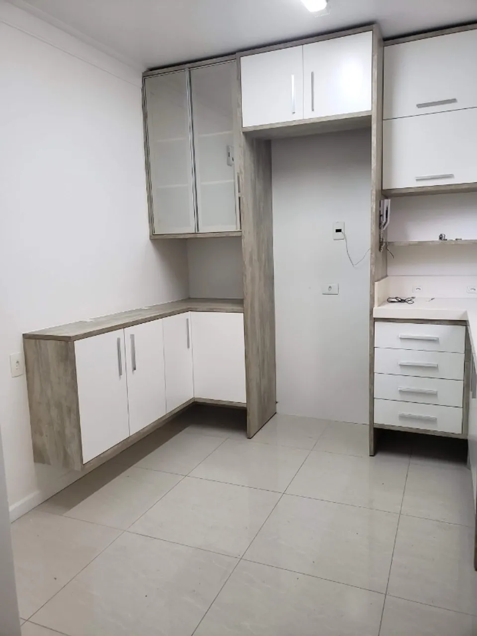 Деревянный пол или ламинат и 3 спальни: квартира 80 м² — photo 6