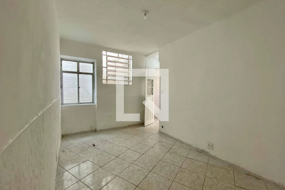 Rental apartment with 3 bedrooms and a private garden — photo 10