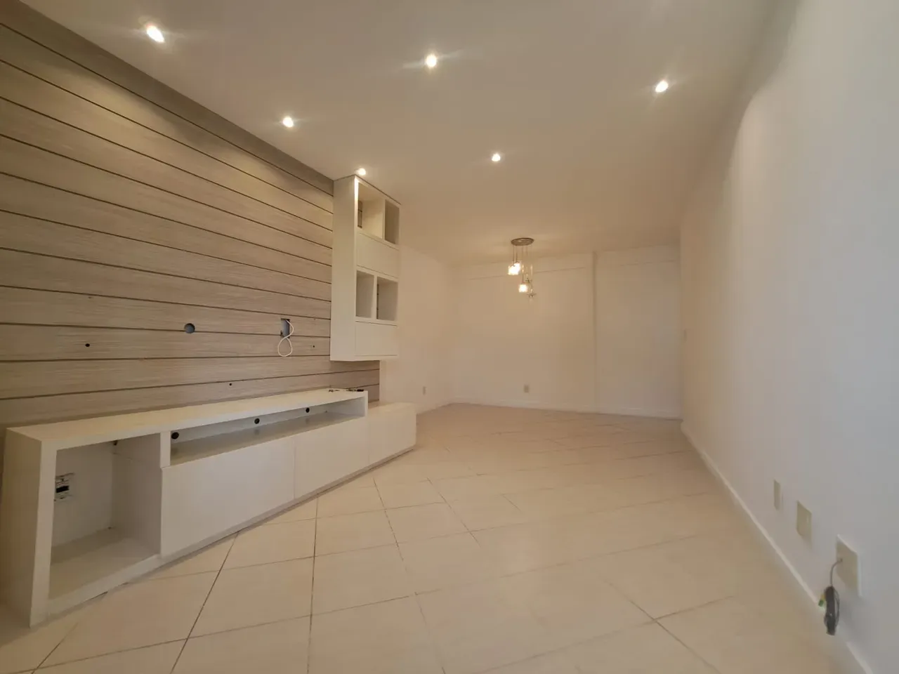 Home office in a 2-bedroom apartment, 92 m² — photo 11