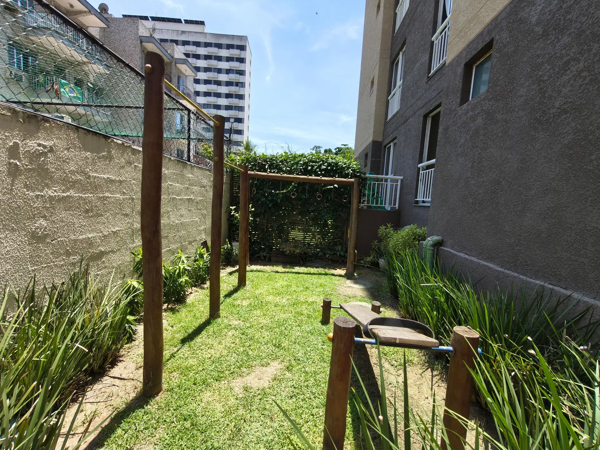 Apartamento para alugar com 2 quartos e 1 banheiro — photo 16