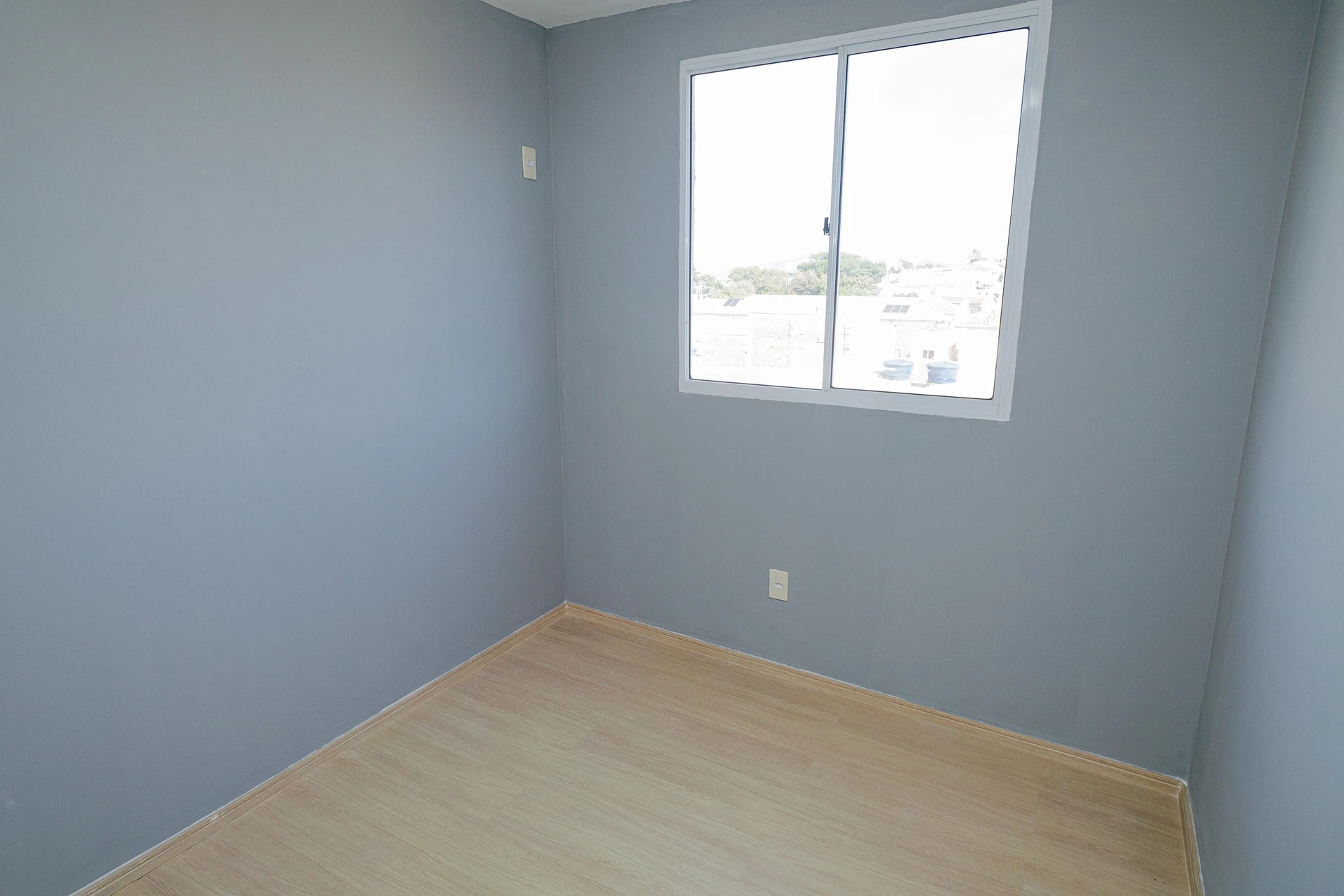 2-bedroom apartment with an open-air pool area — photo 16