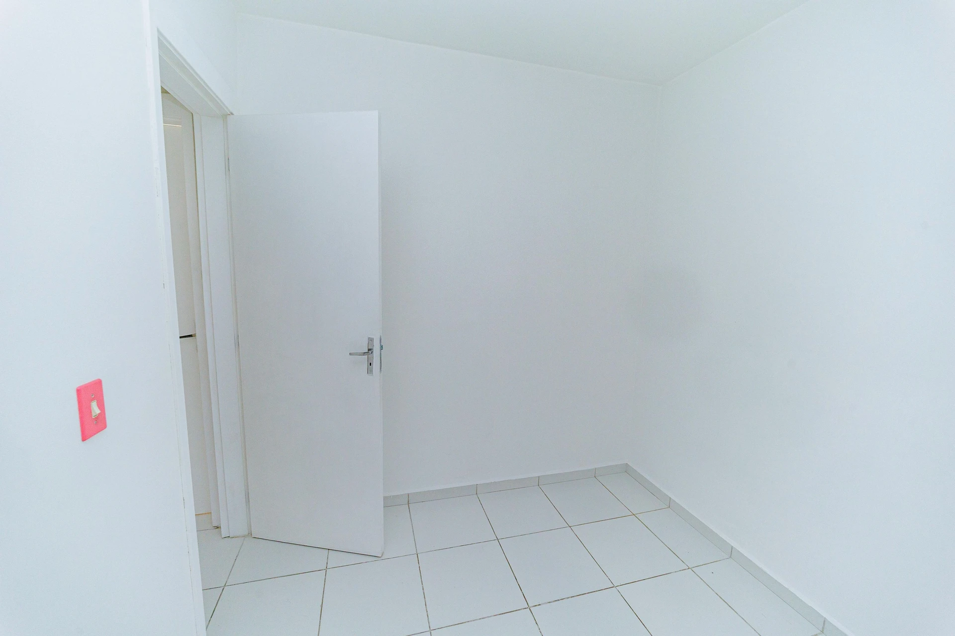 Apartamento de 2 quartos em condomínio com piscina — photo 19