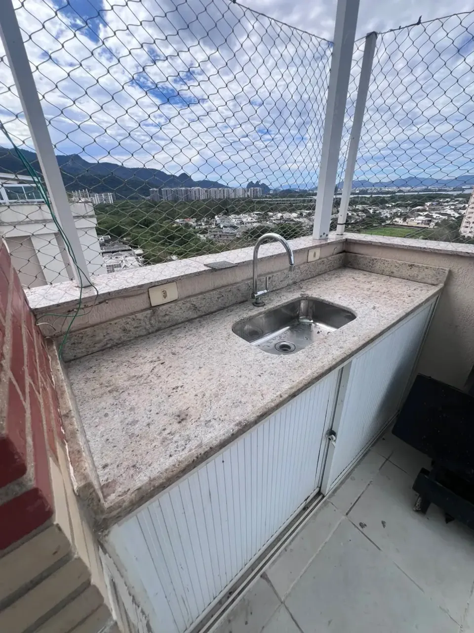 Apartment, 220 m², with a grill on the balcony — photo 15