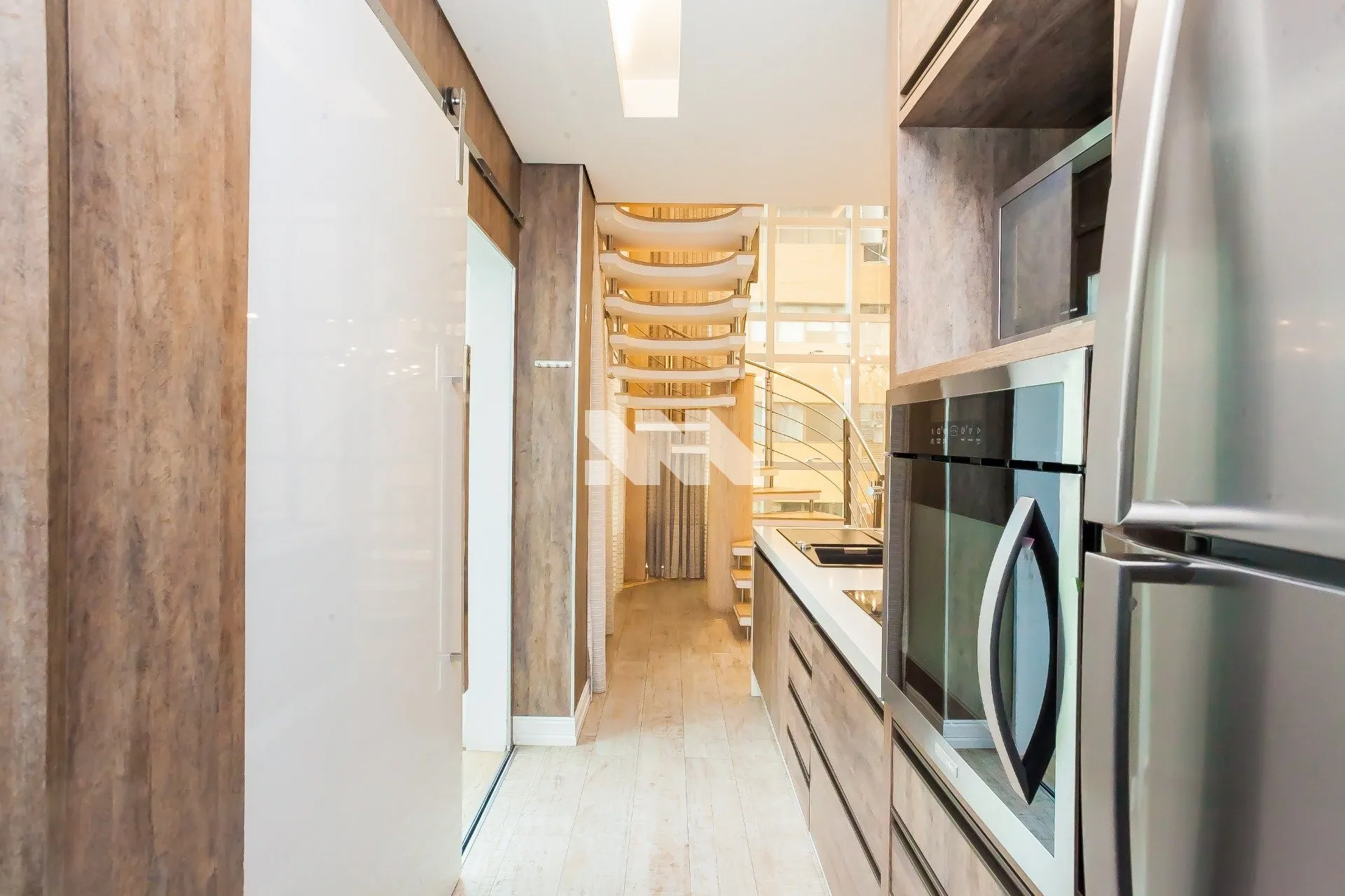 Furnished 154 m² apartment on the 9th floor — photo 44