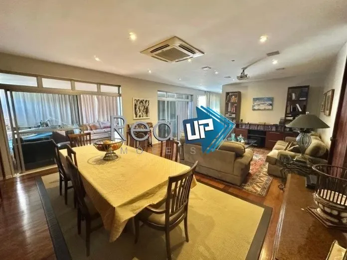 Apartamento com varanda de vidro e 4 quartos — photo 11