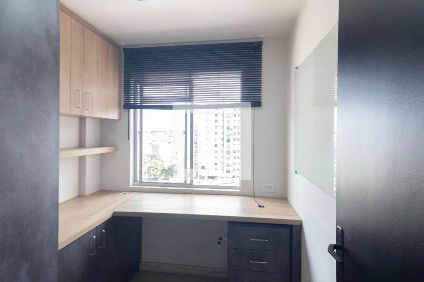 One-bedroom apartment with a home office in Curitiba — photo 17