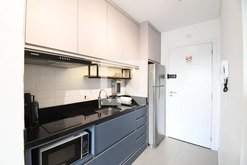 25 m² apartment with a home office and a washing machine — photo 2