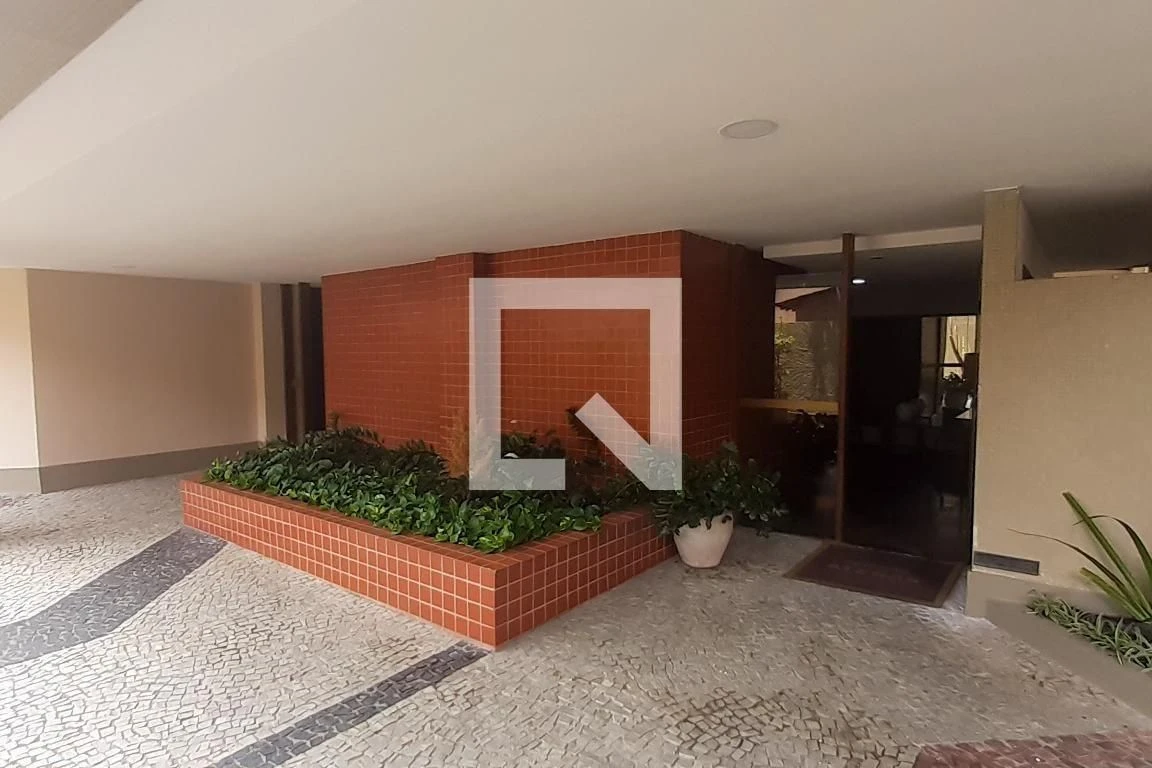 Furnished apartment with 3 bedrooms and 1 parking spot — photo 4
