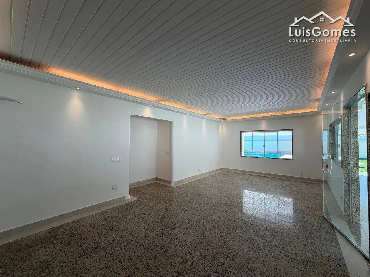 Unfurnished house with 5 bedrooms and 5 bathrooms — photo 7