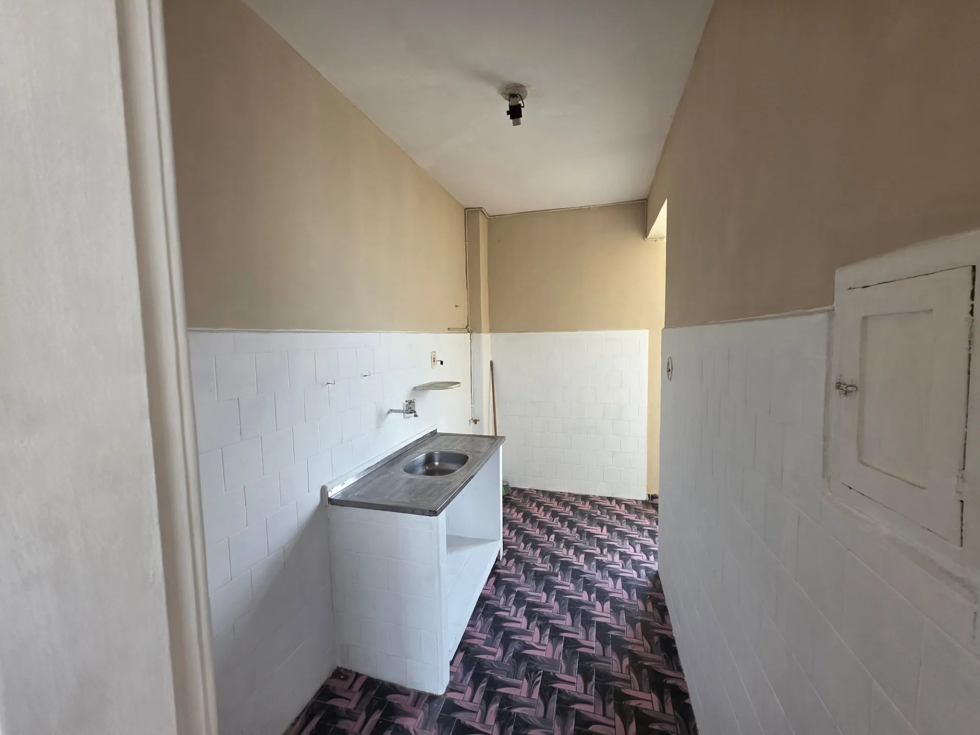 Дерев'яна підлога або ламінат та 2 спальні: квартира 50 м² — photo 8