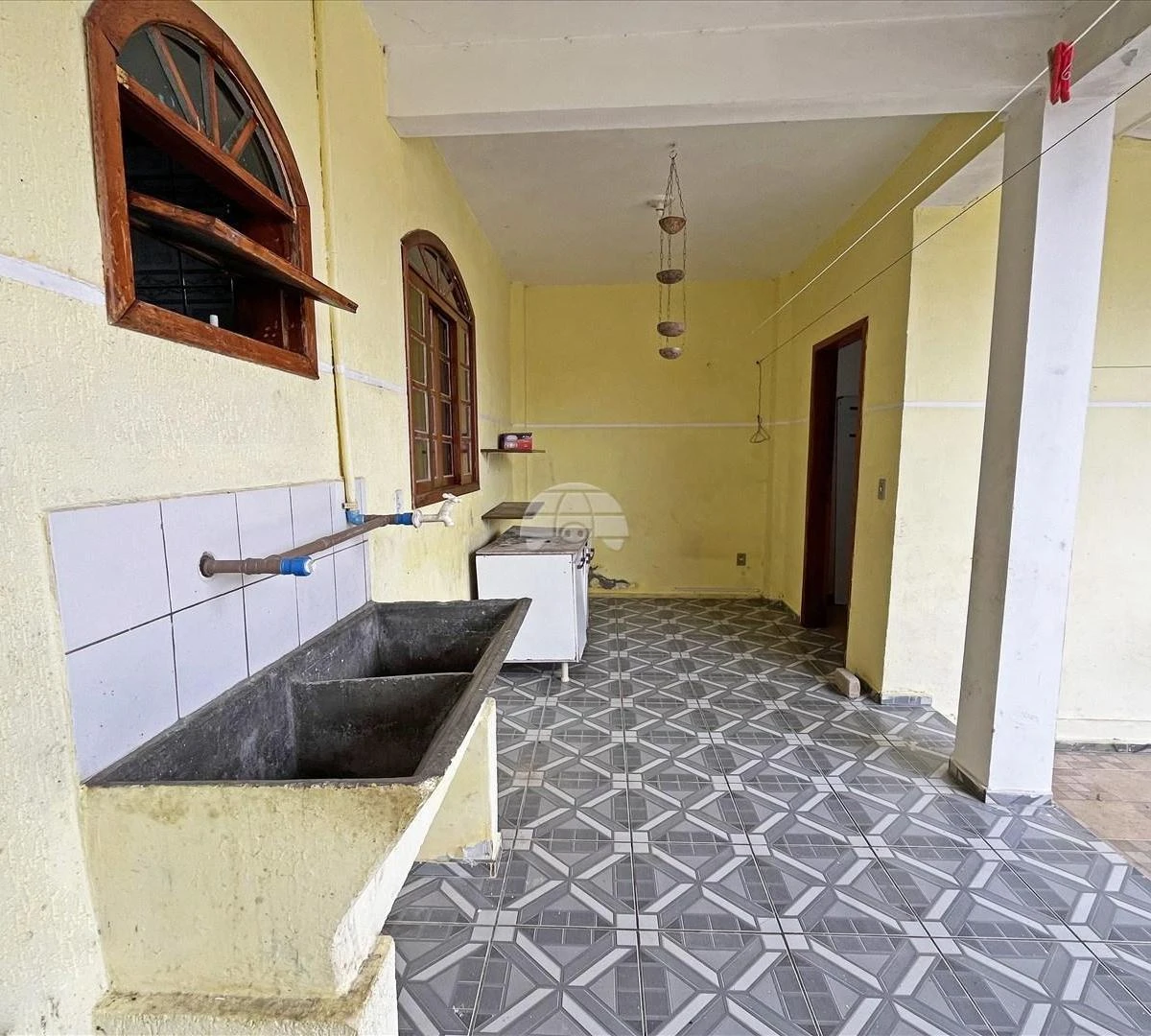 Балкон з грилем та 3 спальні: будинок 160 м² — photo 4