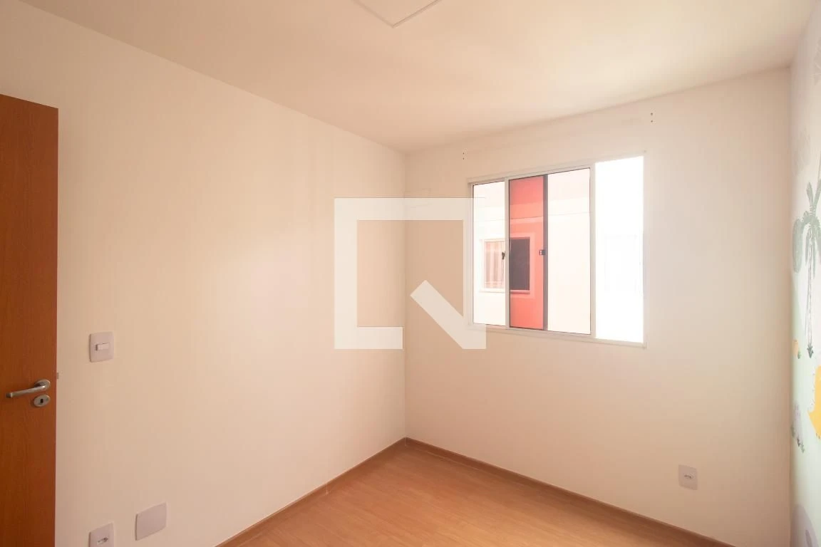 Apartamento de 2 quartos em condomínio com piscina — photo 8