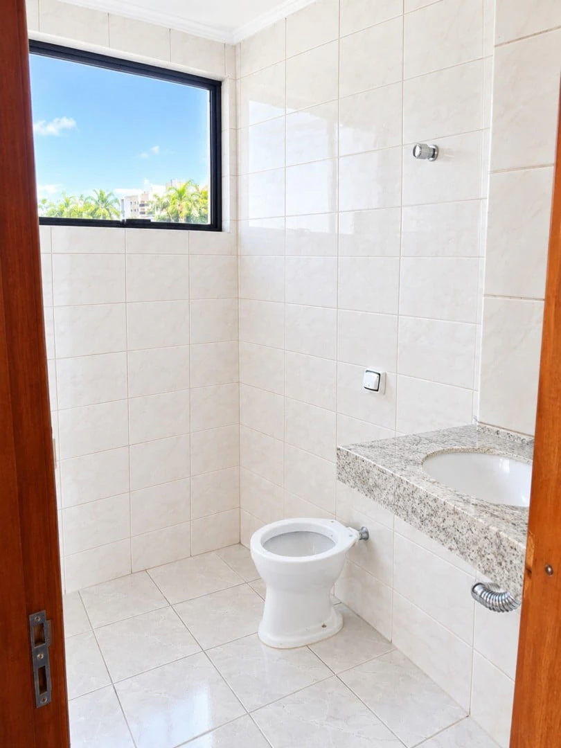 Квартира: 3 спальні, 1 з власною ванною кімнатою, 100 м² — photo 9
