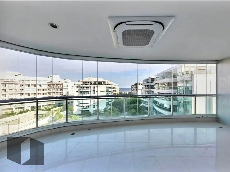 Penthouse with 5 bedrooms and balcony BBQ — photo 18