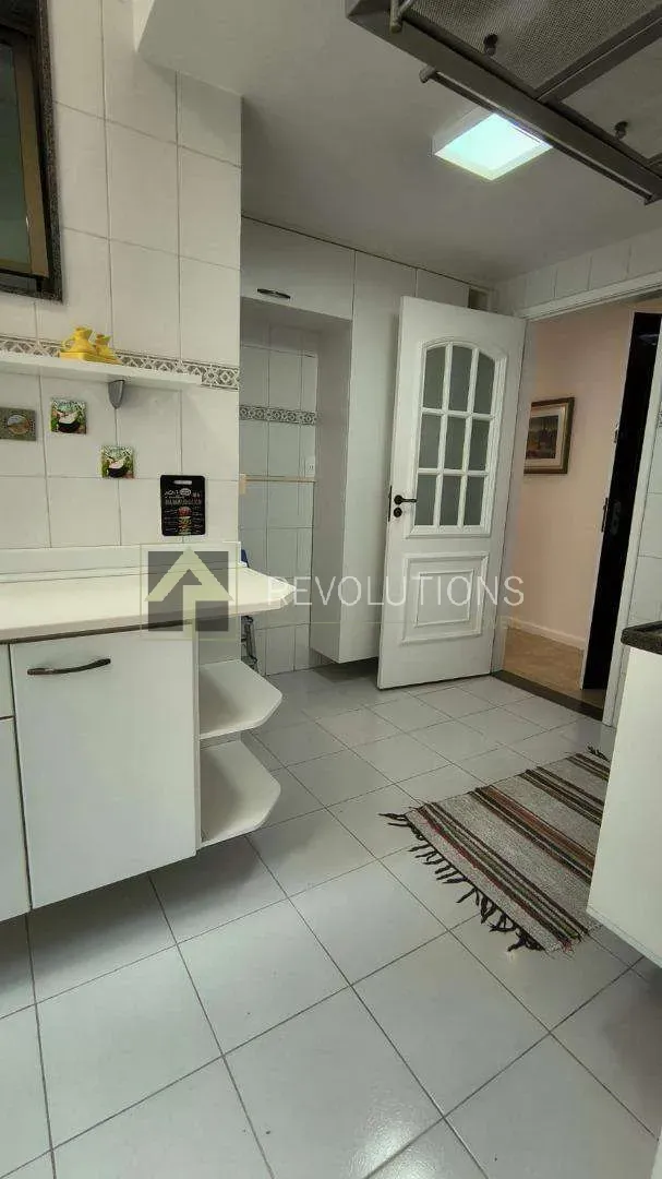 3-bedroom apartment, 1 with its own bathroom, 90 m² — photo 12