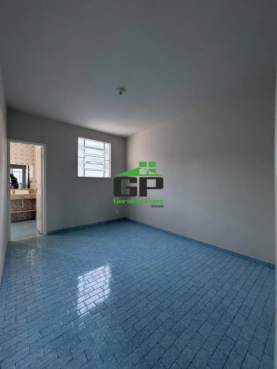 2-bedroom apartment with separate closed kitchen — photo 13